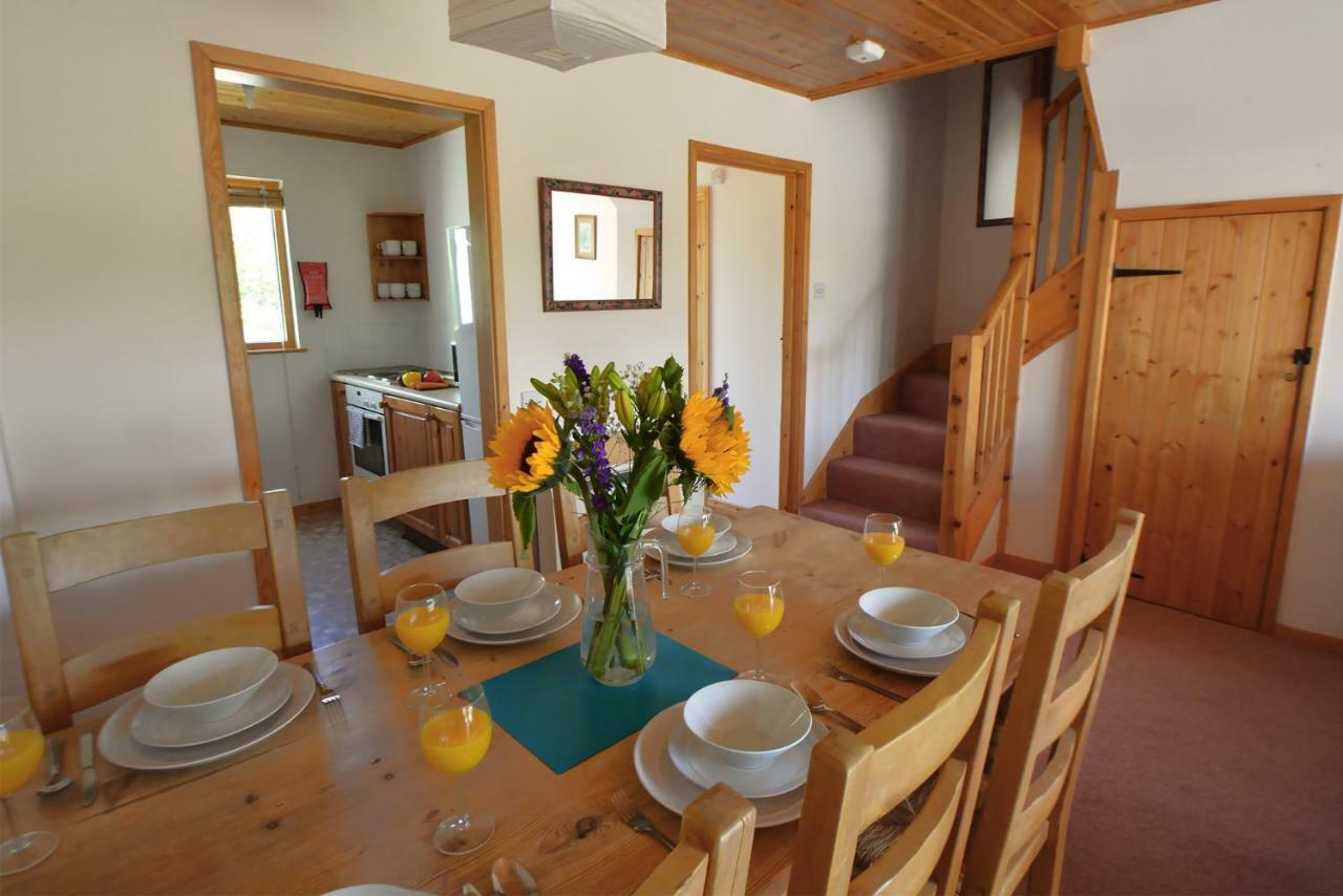 Mallard Lodge Сайърънсестър Екстериор снимка